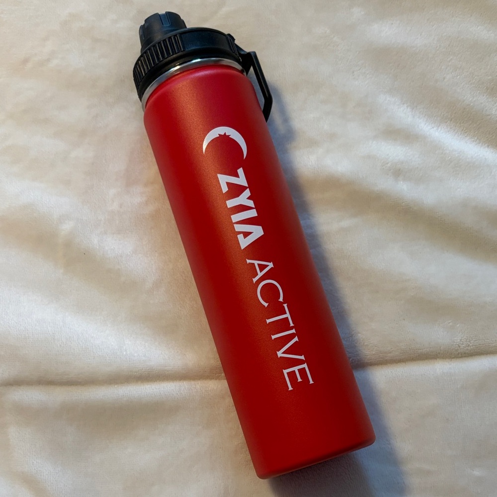 ZYIA Active Red Sports Stainless Steel Water Activity Bottle 24 oz BPA Free